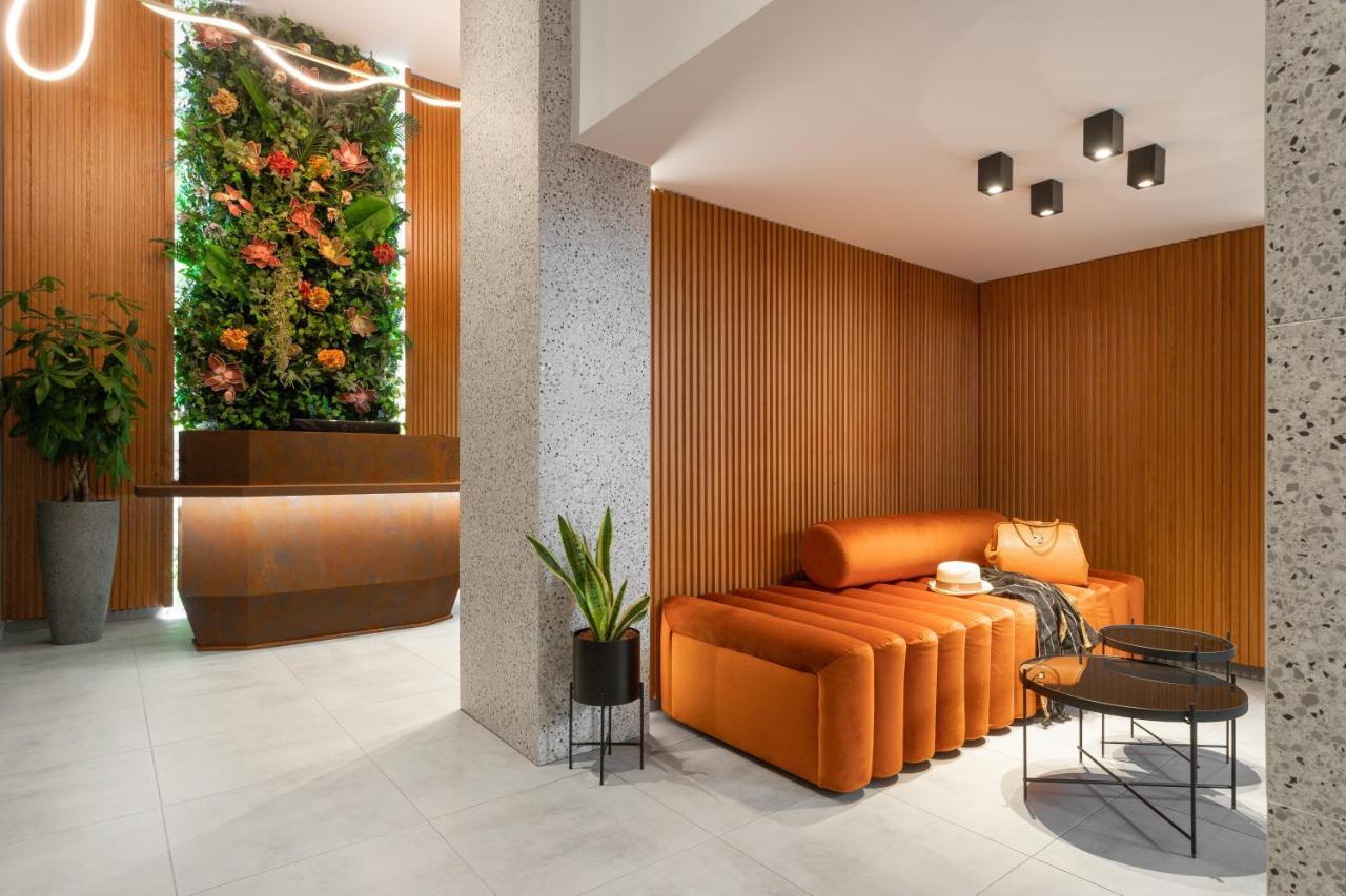 11 Enteka Acropolis Suites アテネ エクステリア 写真
