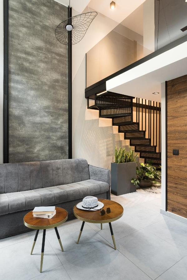 11 Enteka Acropolis Suites アテネ エクステリア 写真